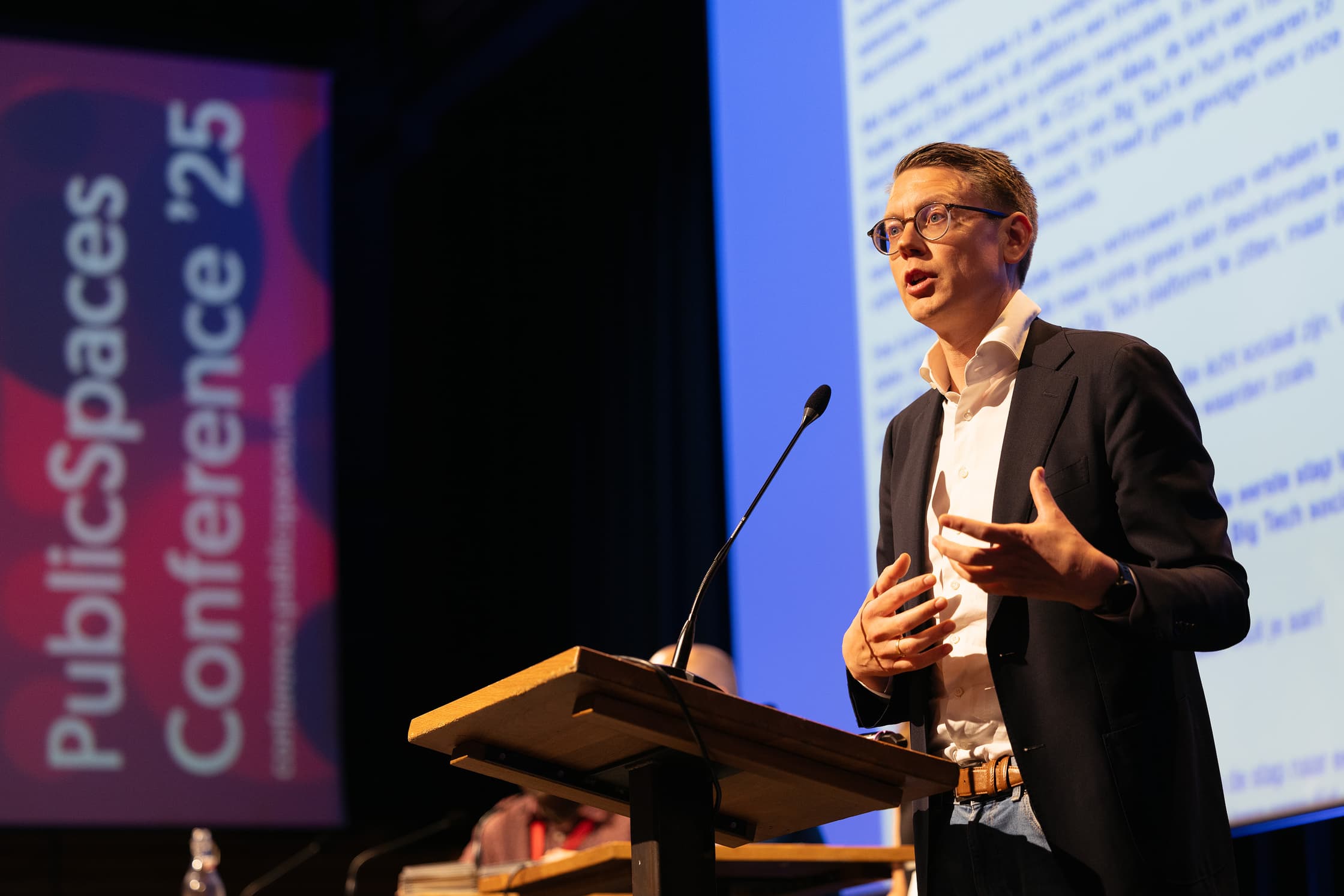 Sander van der Waal bij lancering TheNextSocials, 2025