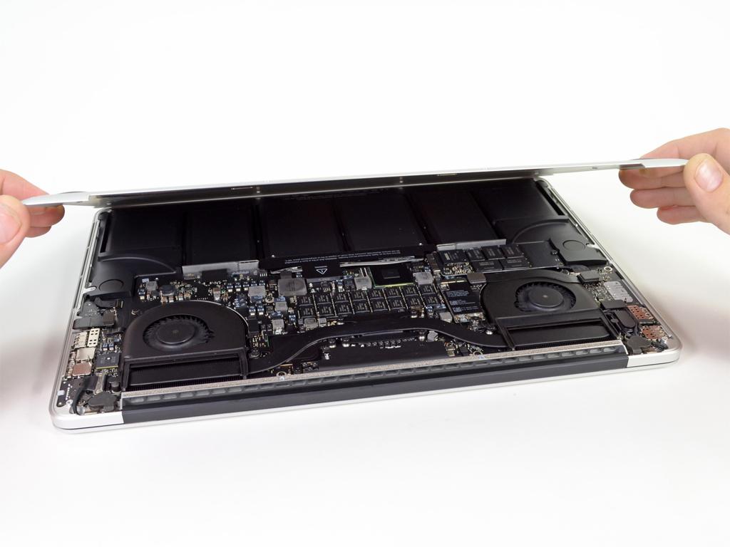 MacBook Pro geopend (iFixit)