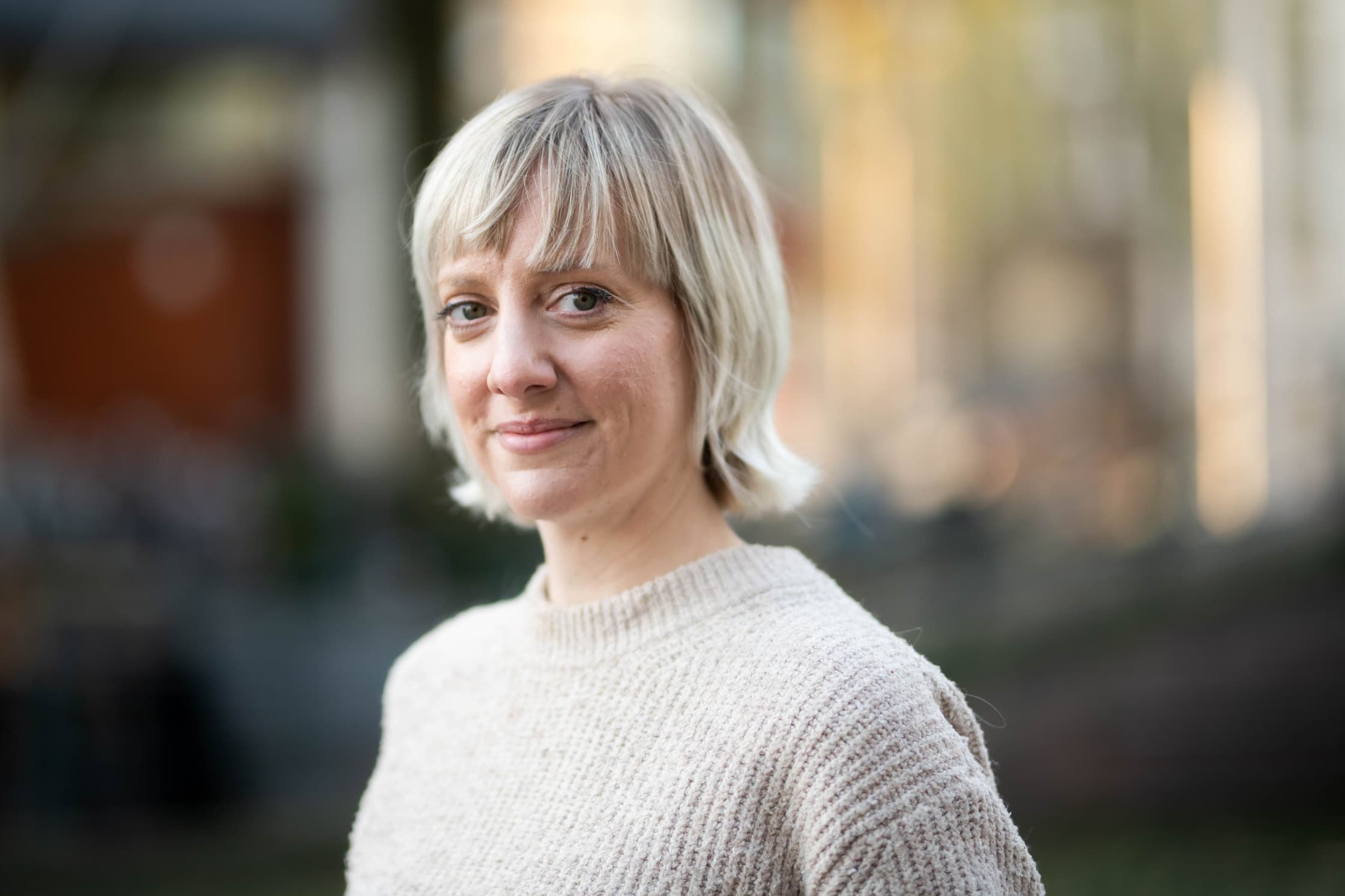 Portretfoto van Kelly Mostert