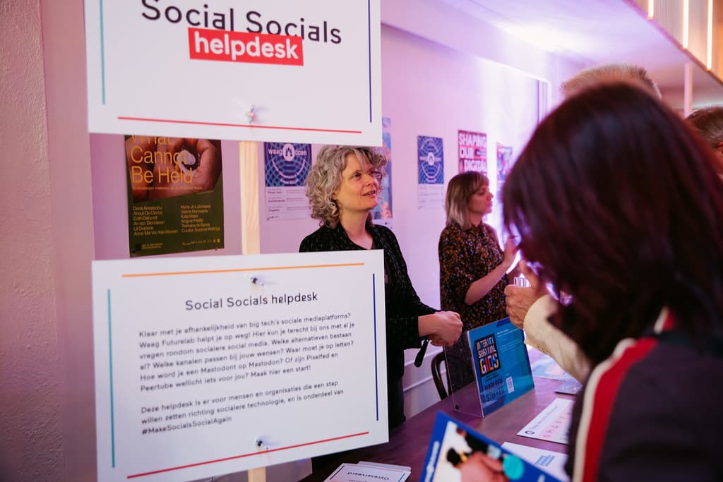 Social socials helpdesk